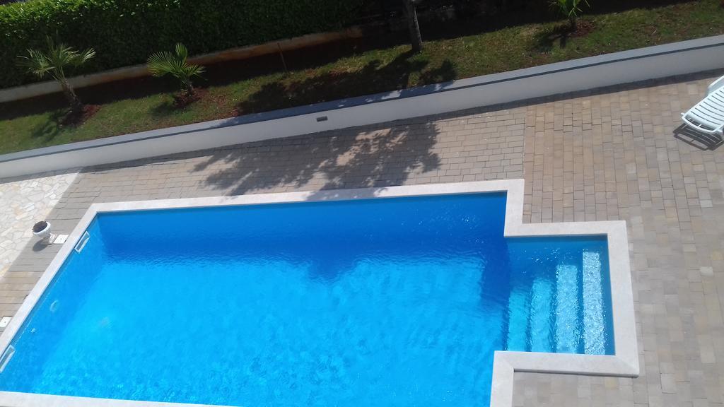 House Apartments Ariamare بوريتش المظهر الخارجي الصورة