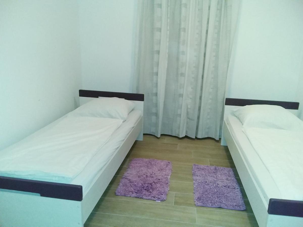 House Apartments Ariamare بوريتش المظهر الخارجي الصورة