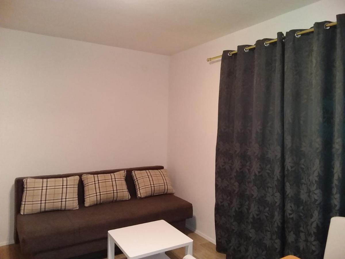 House Apartments Ariamare بوريتش المظهر الخارجي الصورة
